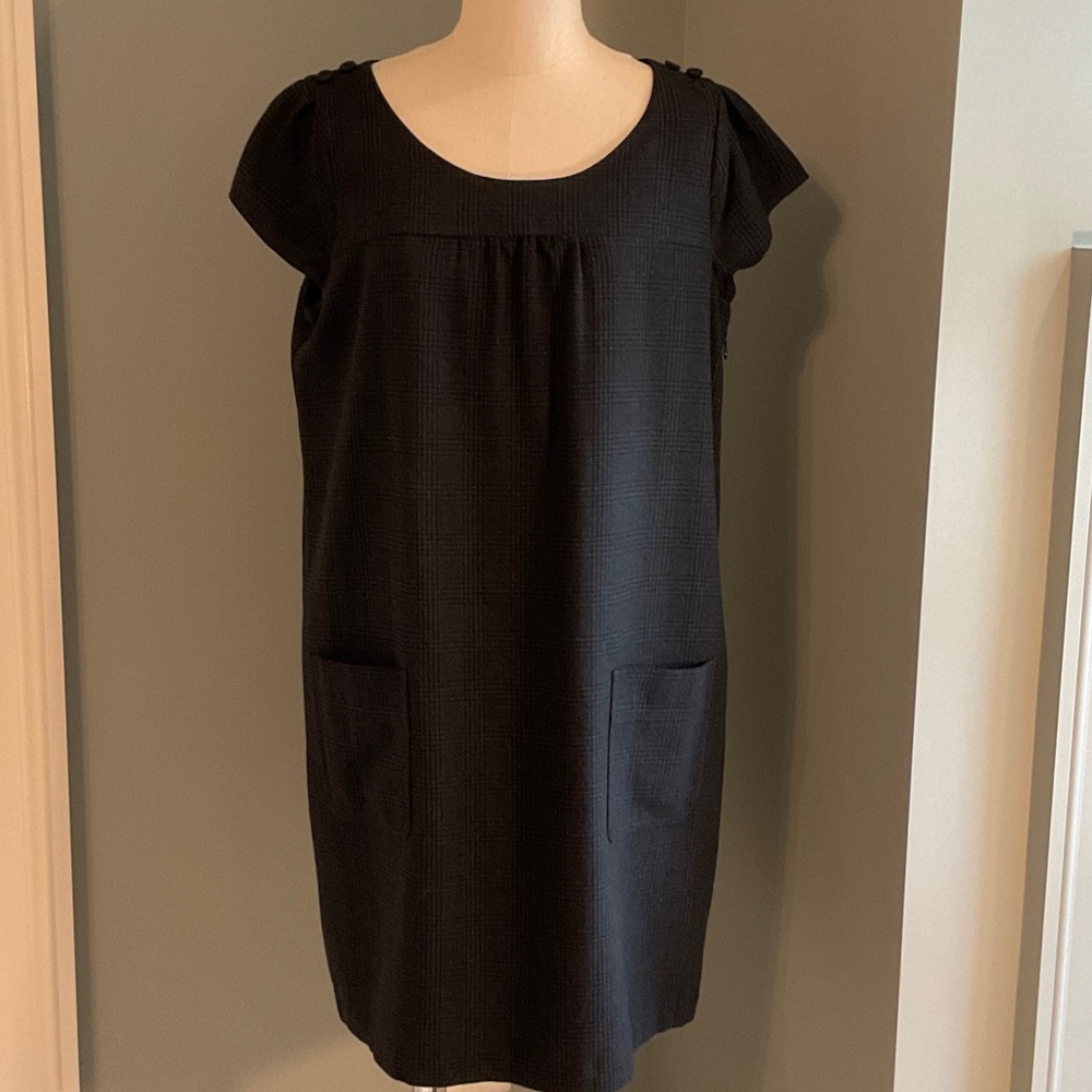 GAP Black Shift Dress